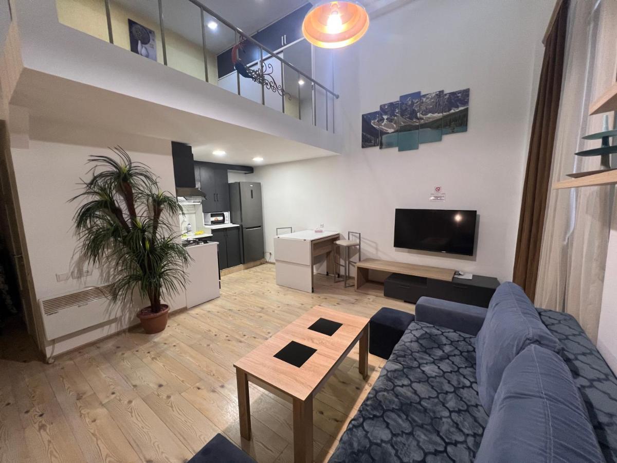 Dublex Apartment In Yerevan Komitas D1 Dış mekan fotoğraf